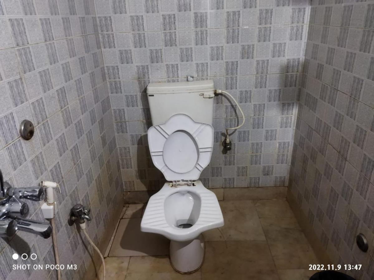 Hotel Well Inn 普里 外观 照片