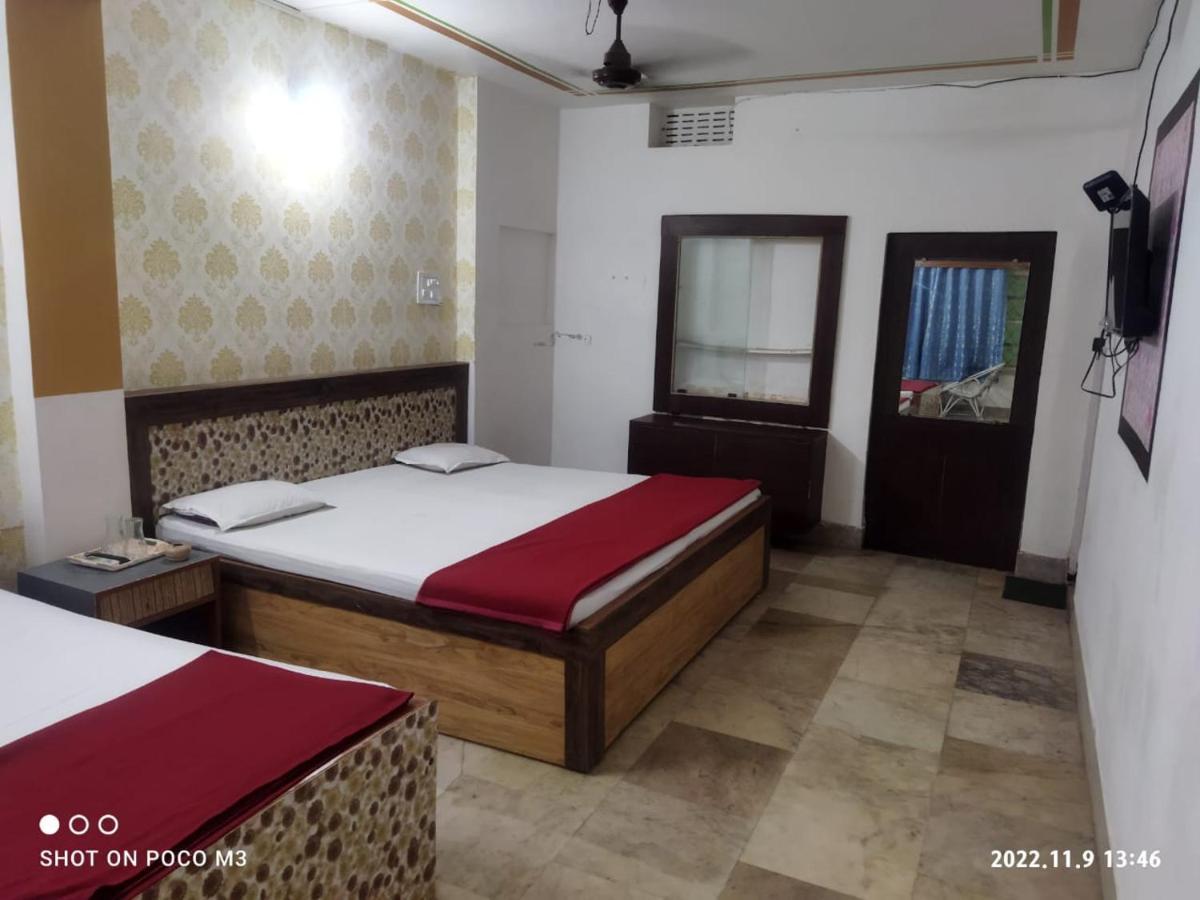 Hotel Well Inn 普里 外观 照片